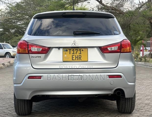 Mitsubishi RVR 2.0 2011 Silver