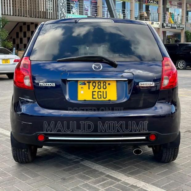 Mazda Verisa 2008 Blue