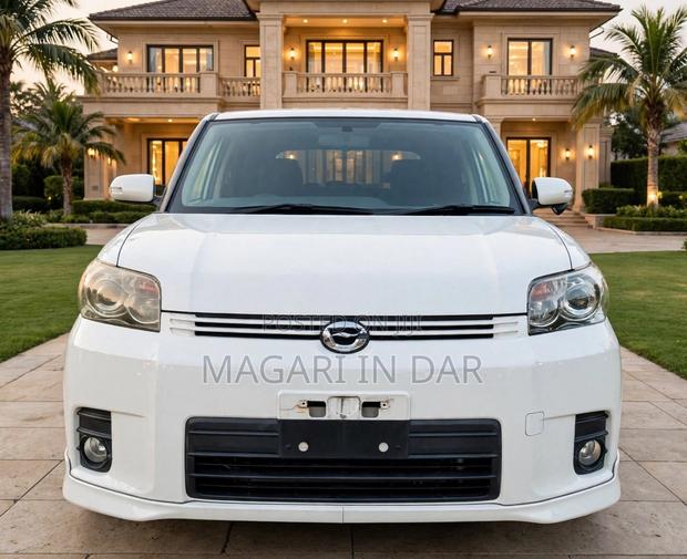 Toyota Corolla Rumion 2009 White