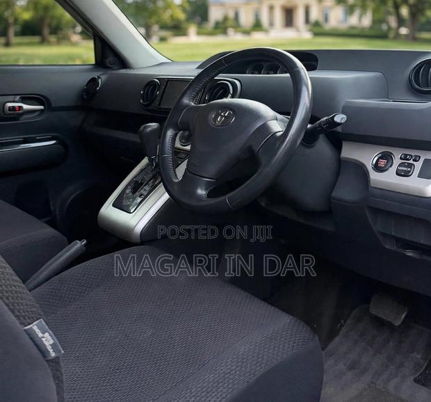 Toyota Corolla Rumion 2008 Black