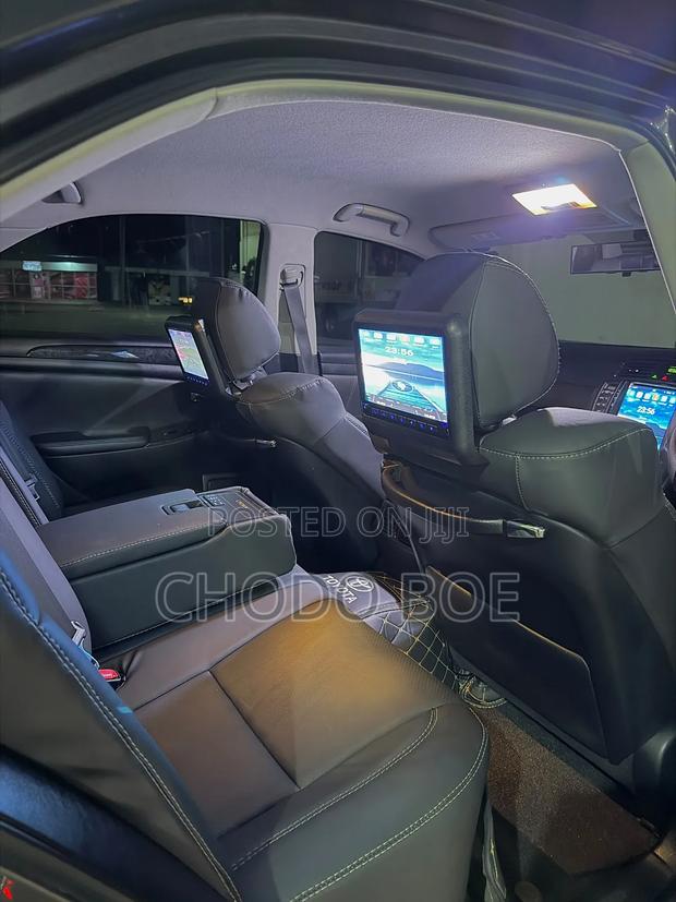 Toyota Crown 2007 Gray