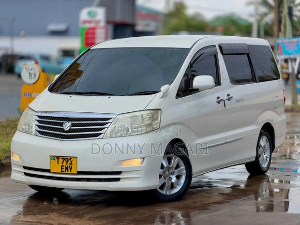 Toyota Alphard 2006 White