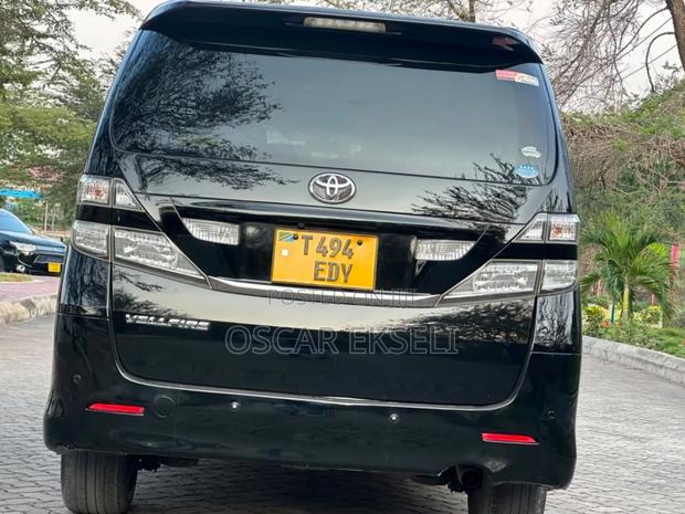 Toyota Vellfire 2009 Black