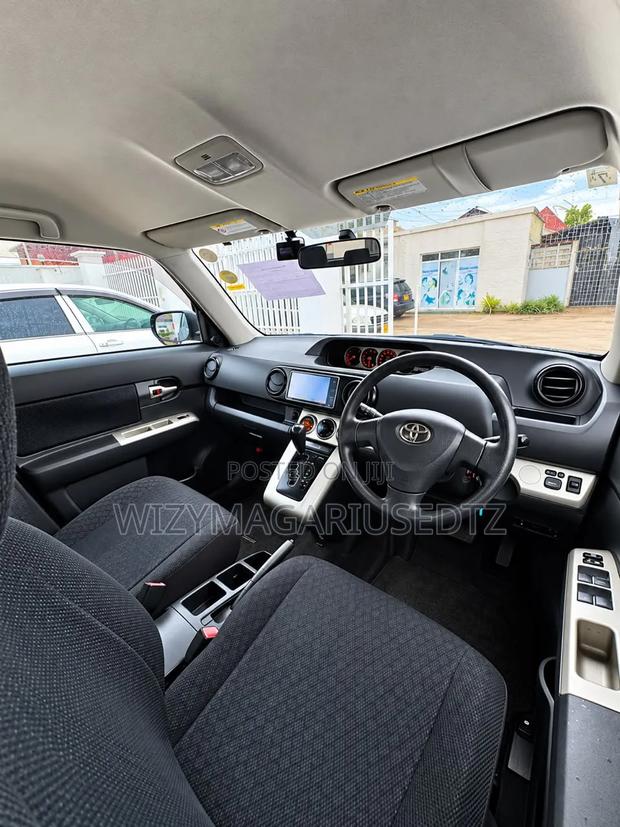 Toyota Corolla Rumion Hatchback 1.5 FWD 2009 Blue