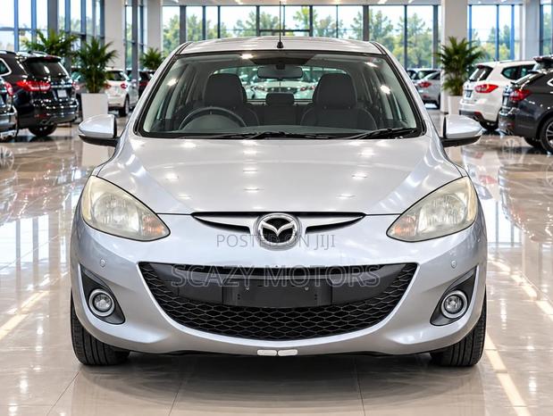 Mazda Demio 2011 Silver