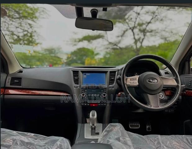 Subaru Legacy 2011 Black