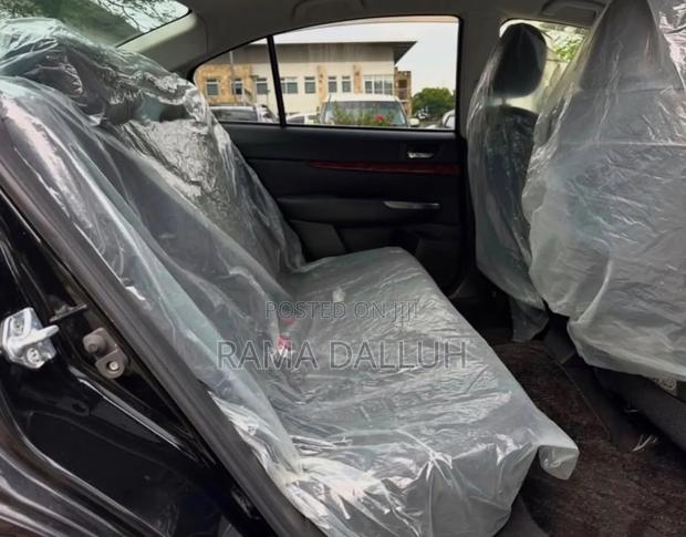 Subaru Legacy 2011 Black
