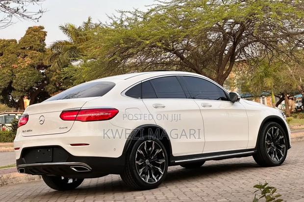 Mercedes-Benz AMG GT 2019 White