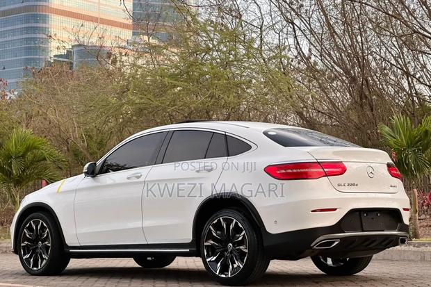 Mercedes-Benz AMG GT 2019 White