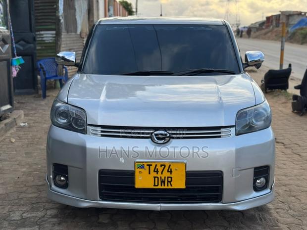 Toyota Corolla Rumion 2009 Silver