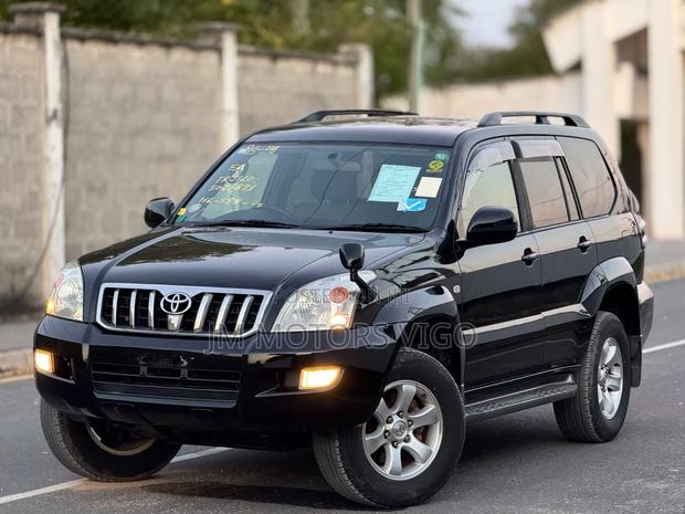 Toyota Land Cruiser Prado 2005 Black