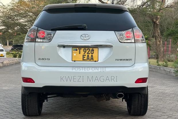 Toyota Harrier 2007 White