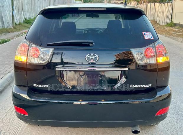 Toyota Harrier 2.4 4WD 2006 Black