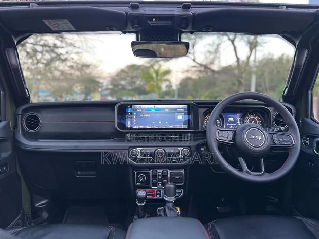 Jeep Wrangler 2024 Green