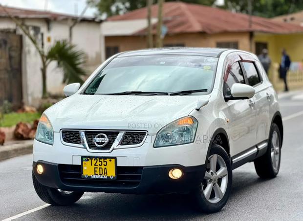 Nissan Dualis 2011 White