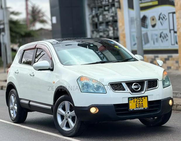Nissan Dualis 2011 White