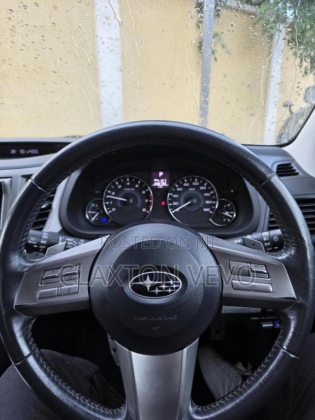 Subaru Legacy 2.5GT Limited 2011 White