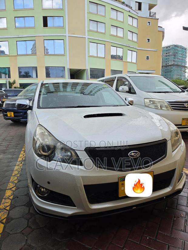 Subaru Legacy 2.5GT Limited 2011 White