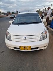 Toyota IST 2006 White for sale