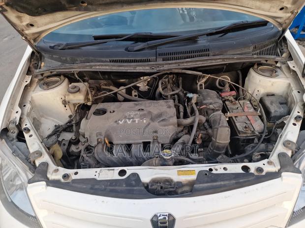 Toyota IST 2006 White
