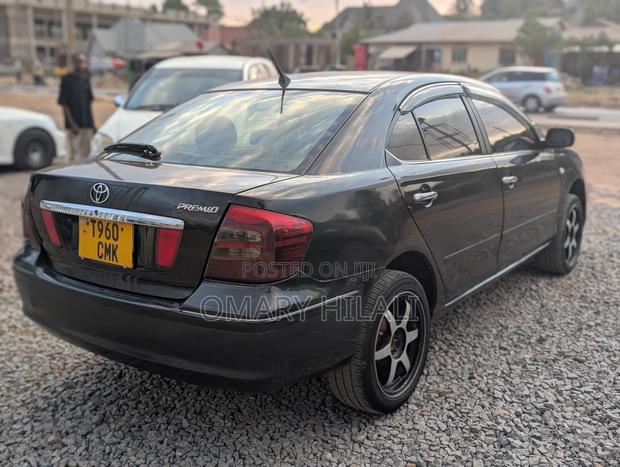 Toyota Premio 2004 Black