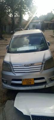 Toyota Noah 2008 Silver for sale