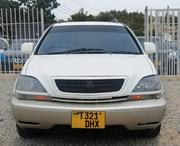 Toyota Harrier 2002 Pearl for sale