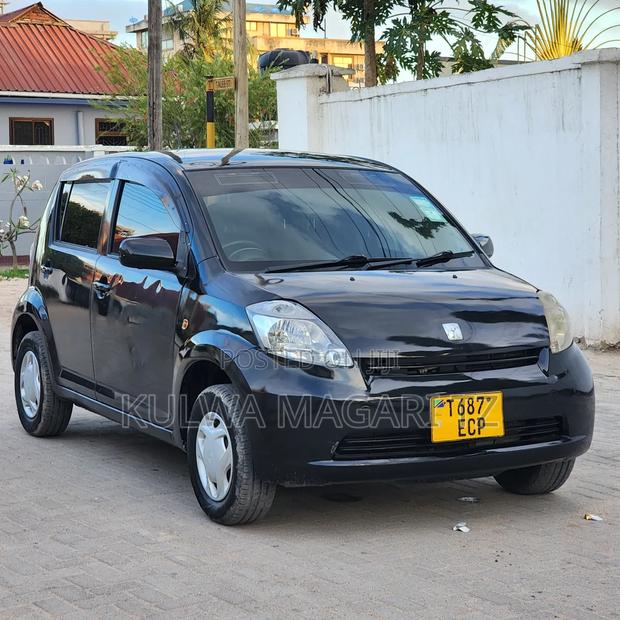 Toyota Passo 2006 Black