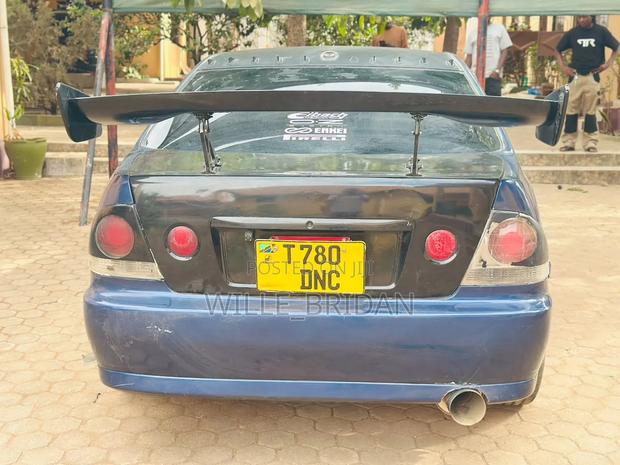 Toyota Altezza 2002 Blue