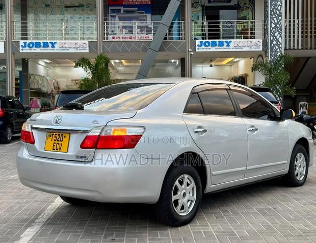 Toyota Premio 2009 Silver