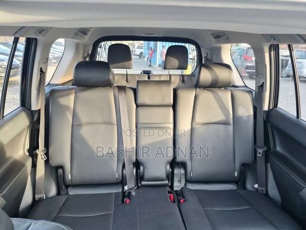 Toyota Land Cruiser Prado 2023 Black