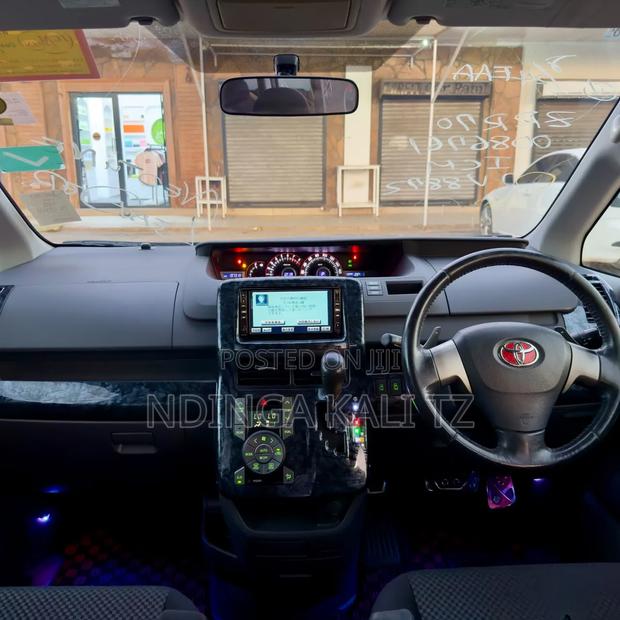 Toyota Noah 2007 Black