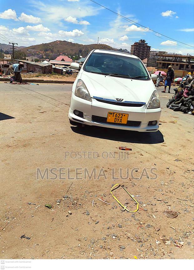 Toyota Wish 2006 White