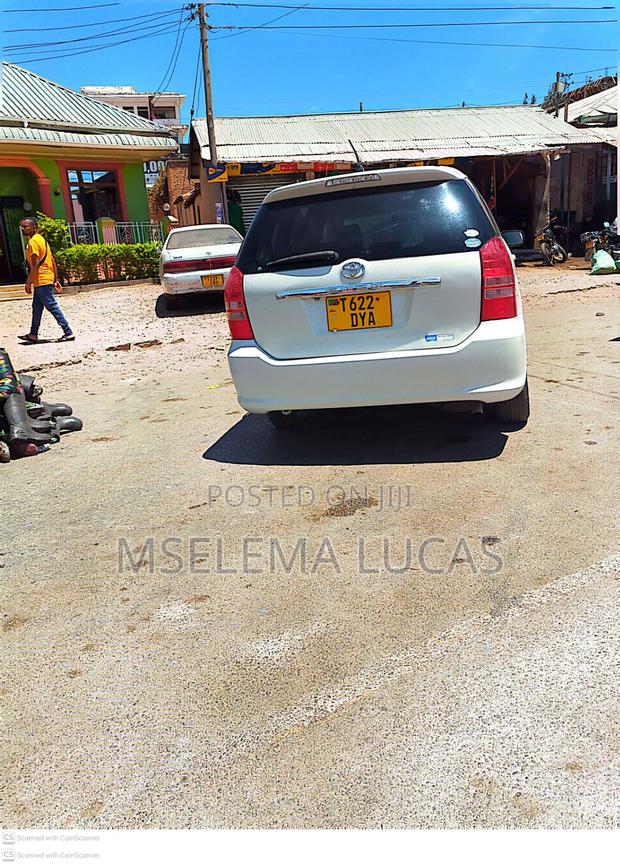 Toyota Wish 2006 White