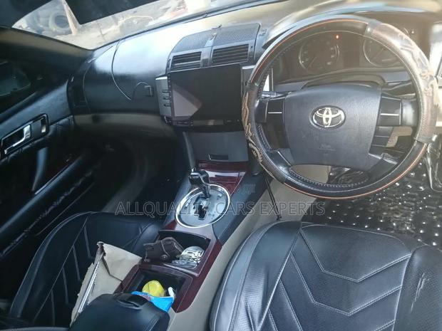 Toyota Mark X 2004
