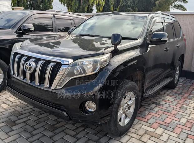 Toyota Land Cruiser Prado 4.0 Petrol TX 2015 Black