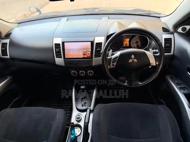 Mitsubishi Outlander 2006 Gray