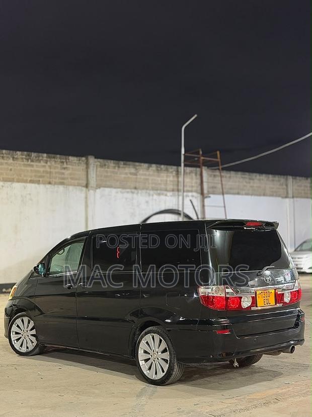 Toyota Alphard 2005 Black