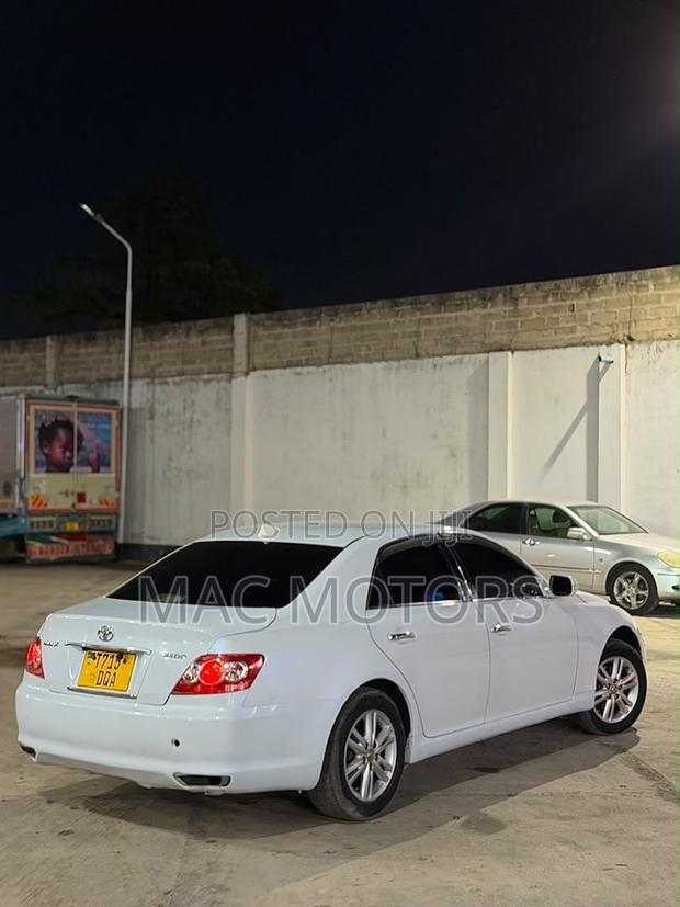 Toyota Mark X 2006 White