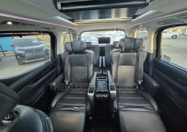 Toyota Alphard 2017 Black