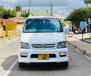 Toyota Noah 2001 White for sale