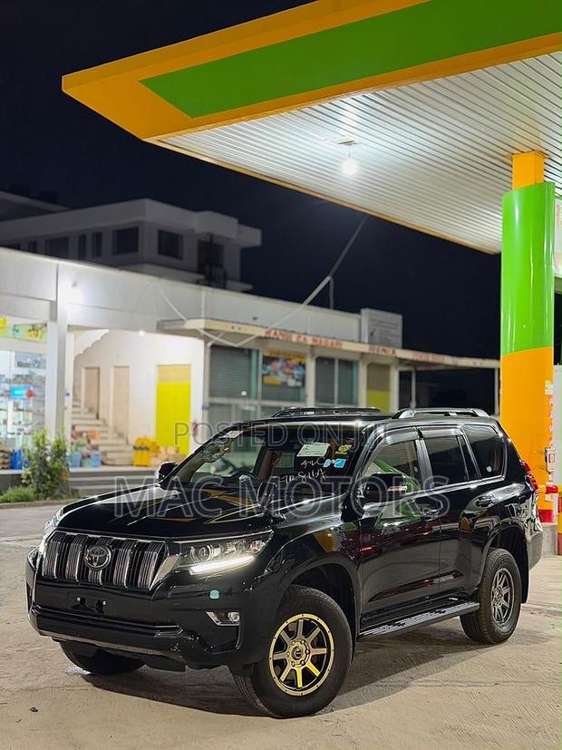 Toyota Land Cruiser Prado 2.7 2020 Black