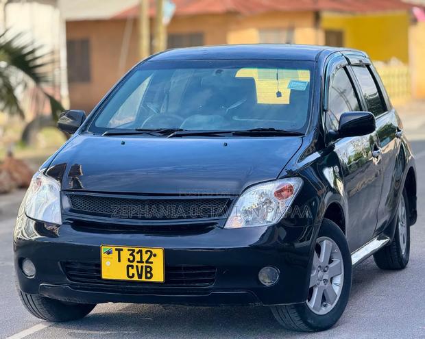 Toyota IST 2003 Blue