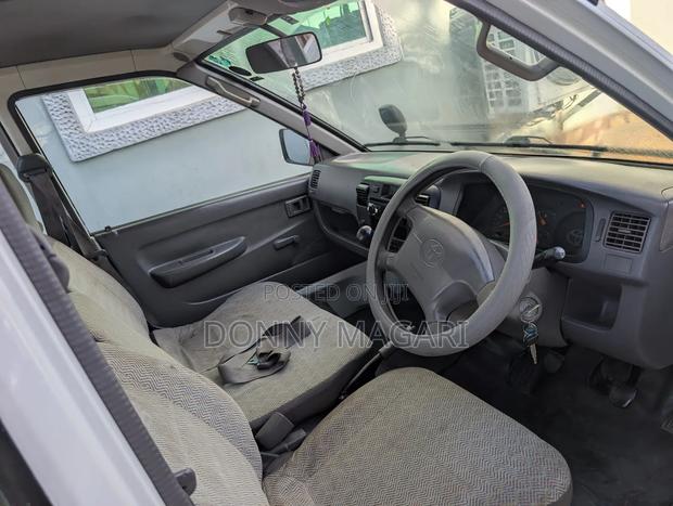 Toyota TownAce 2005 White