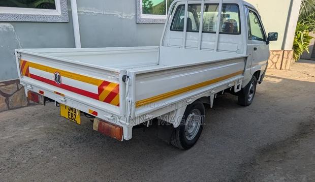 Toyota TownAce 2005 White