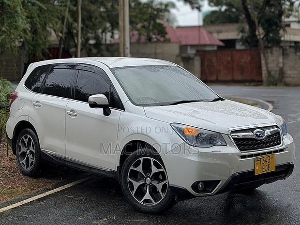 Subaru Forester 2014 White