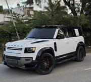 Land Rover Defender X-Dynamic SE 2023 White for sale