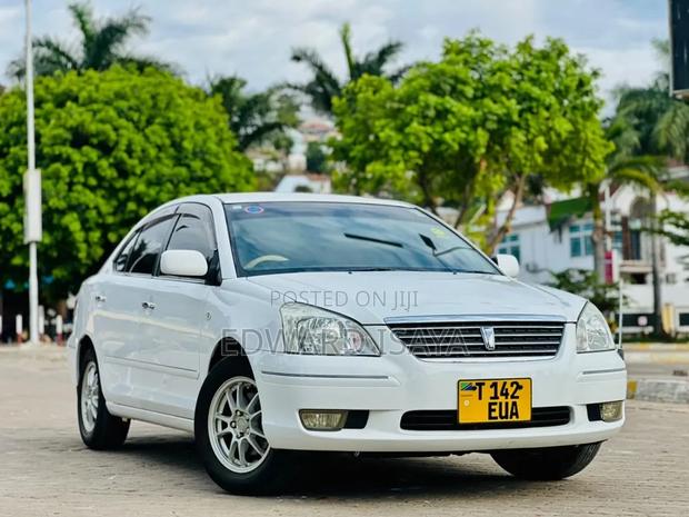Toyota Premio 2005 White