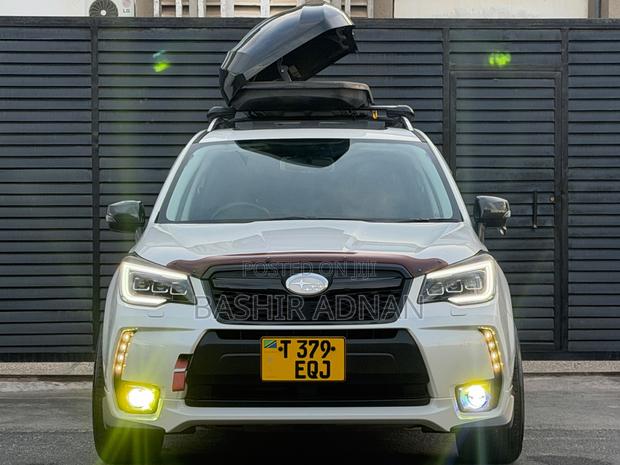 Subaru Forester 2.0XT Premium 4dr SUV AWD (2.0L 4cyl Turbo CVT) 2014