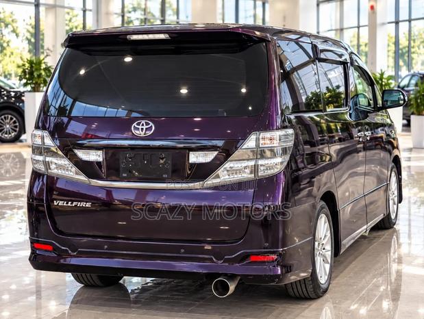 Toyota Vellfire 2008 Maroon
